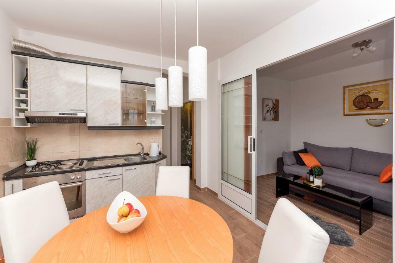 Apartmani Zara & Maris Gradac  Exterior foto
