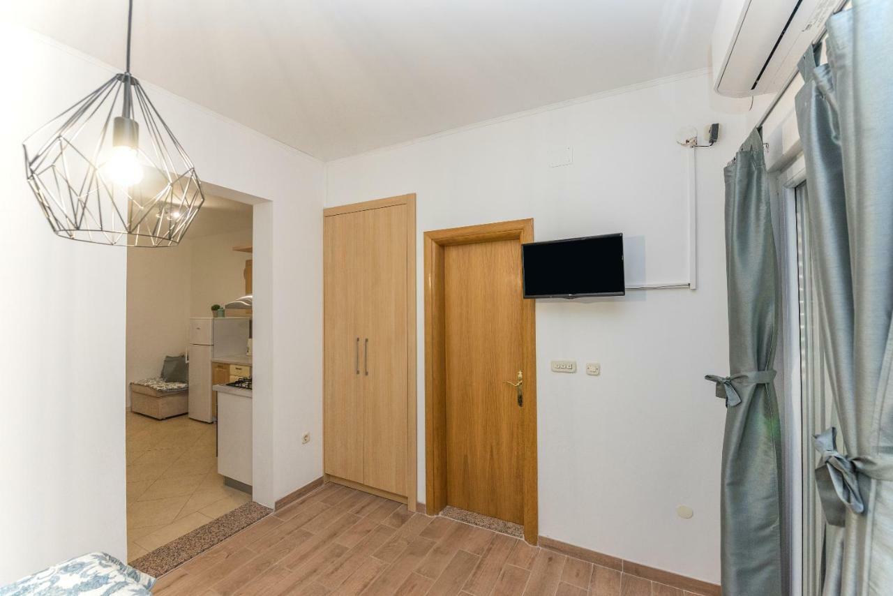 Apartmani Zara & Maris Gradac  Exterior foto